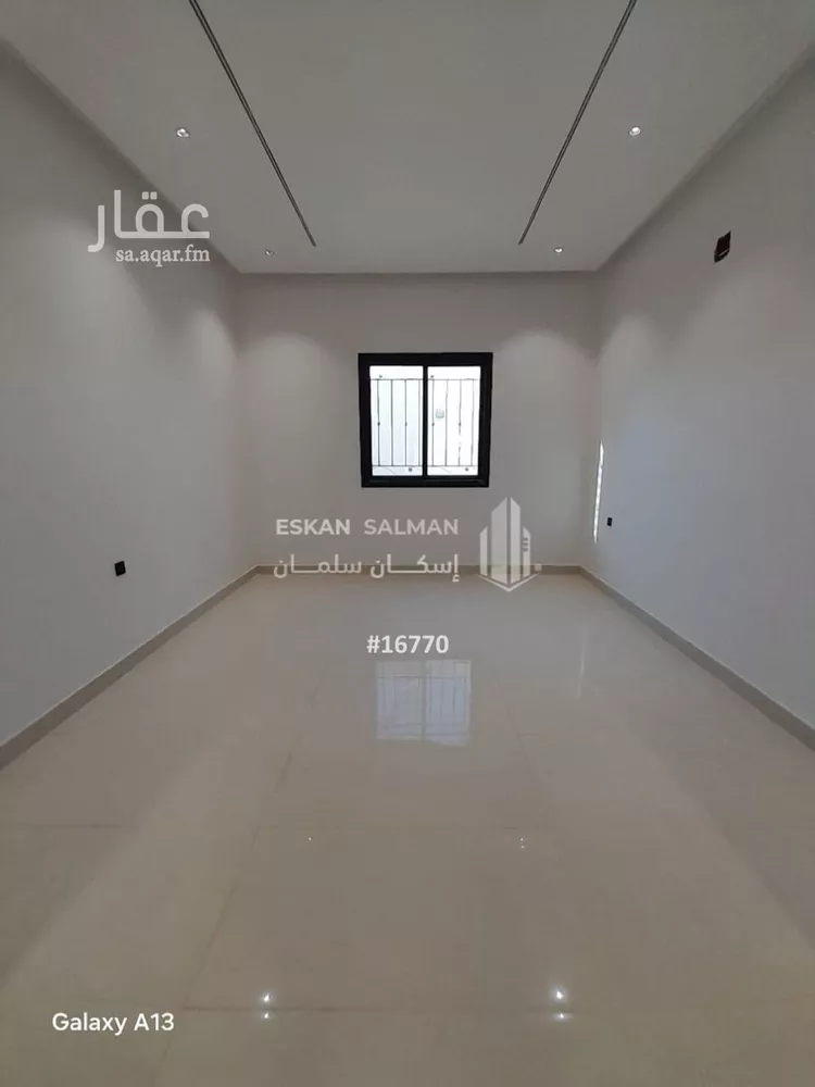فيلا للبيع في شارع رشيد الدين الصوري, حي الجنادرية, مدينة الرياض, منطقة الرياض صورة 5