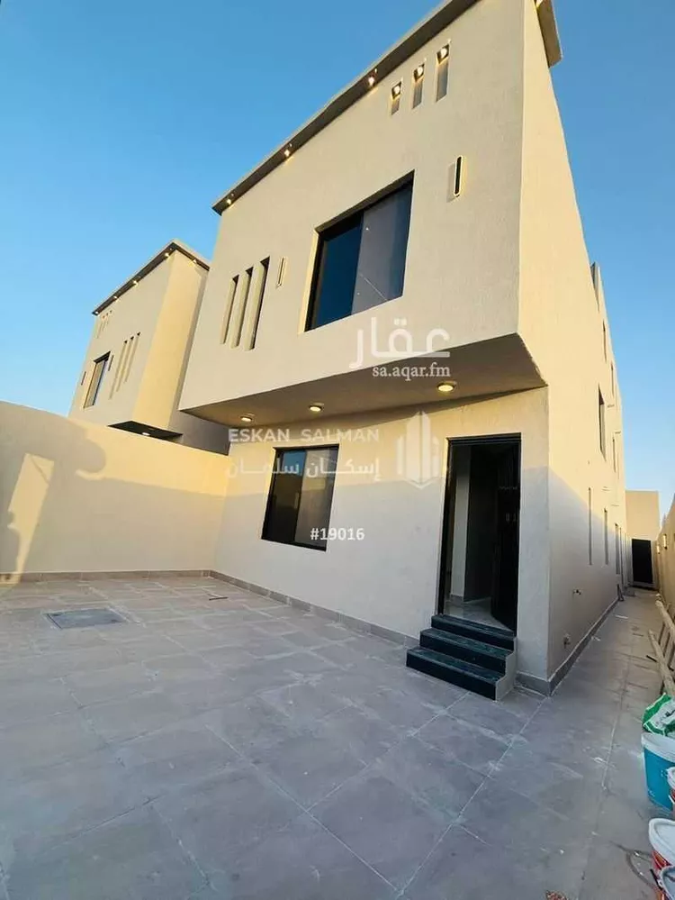 فيلا للبيع في شارع اشبيليه 65, حي العزيزية, مدينة الجبيل, المنطقة الشرقية صورة 3