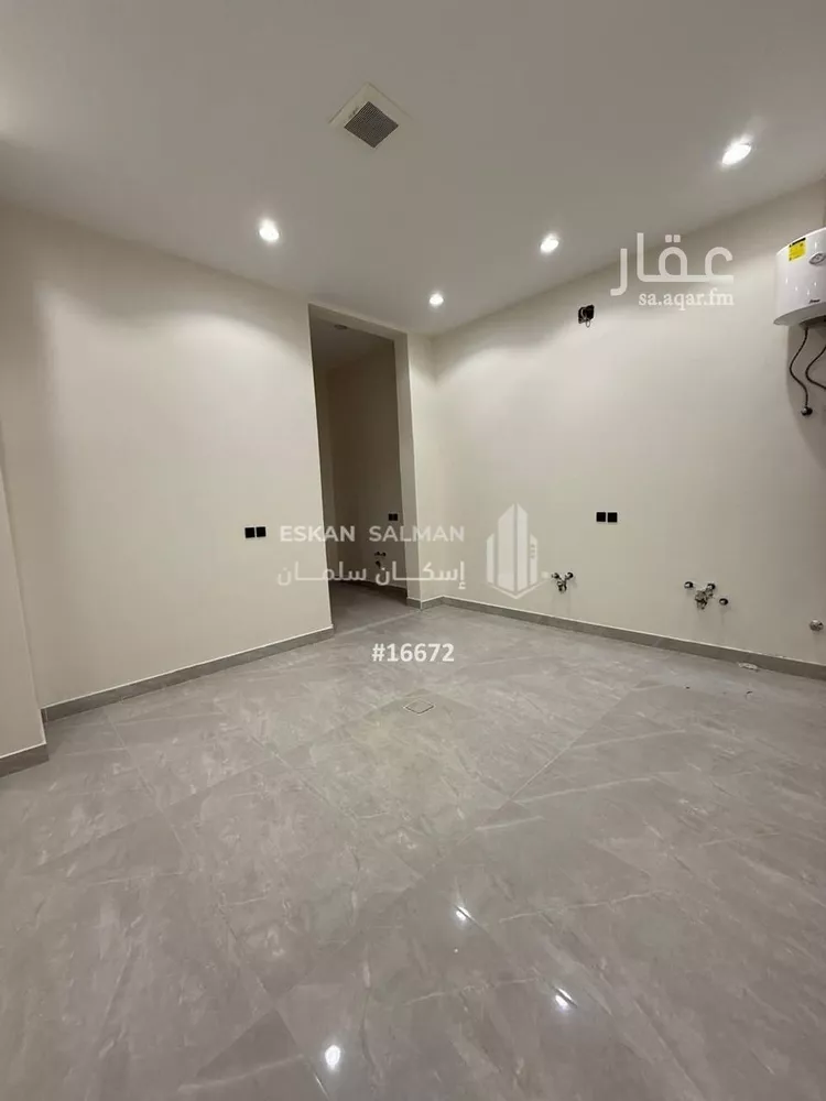 فيلا للبيع في شارع الميناء, حي الندوة, مدينة الرياض, منطقة الرياض صورة 2