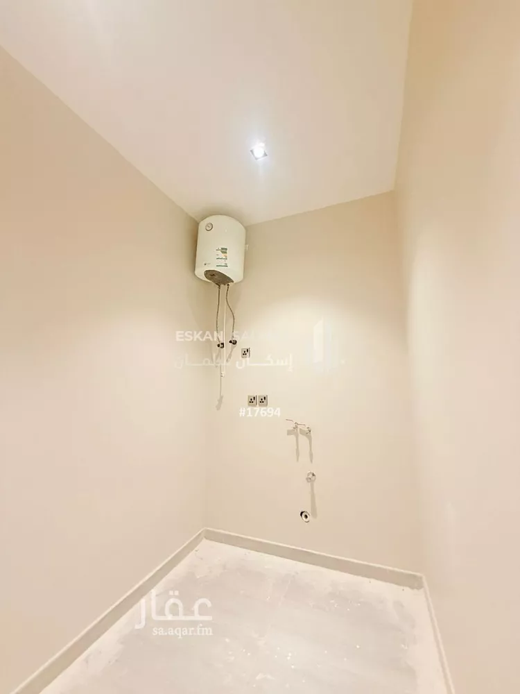 دور للبيع في شارع شارع الدارقطني, حي الأمواج, مدينة الخبر, المنطقة الشرقية صورة 2