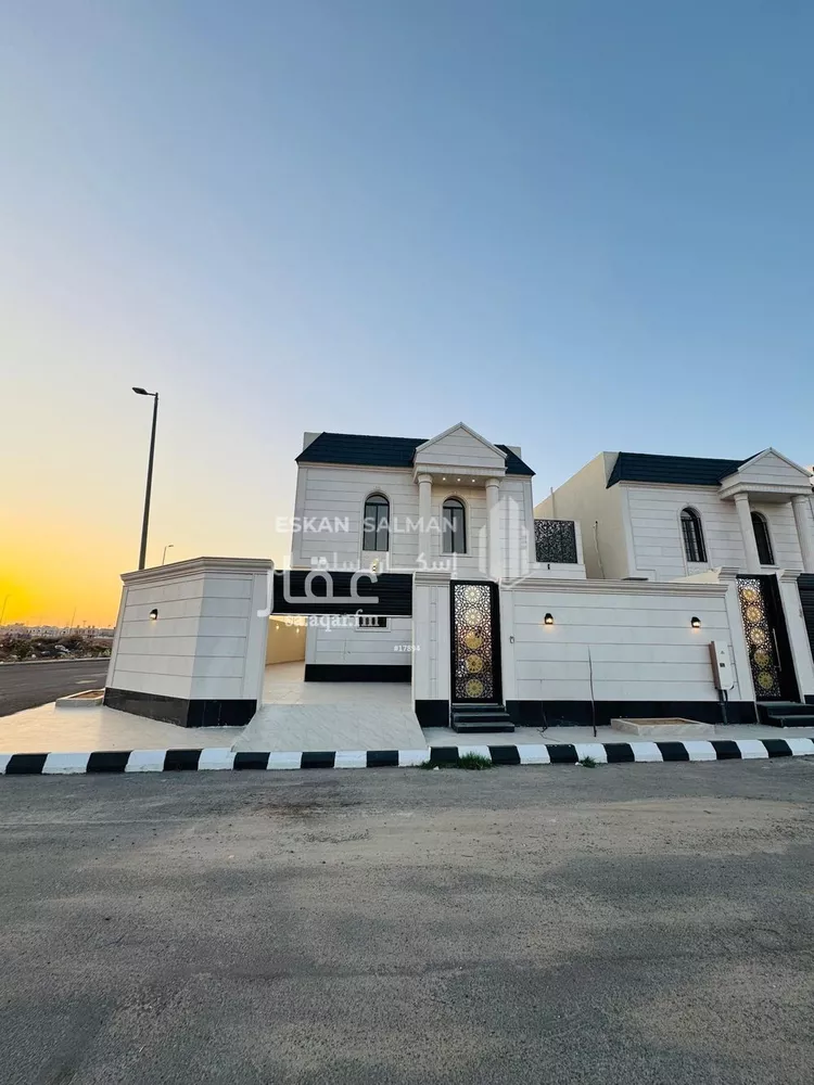 فيلا للبيع في شارع ابي الحسن الواعظ, حي الرحبة, مدينة الطائف, منطقة مكة المكرمة