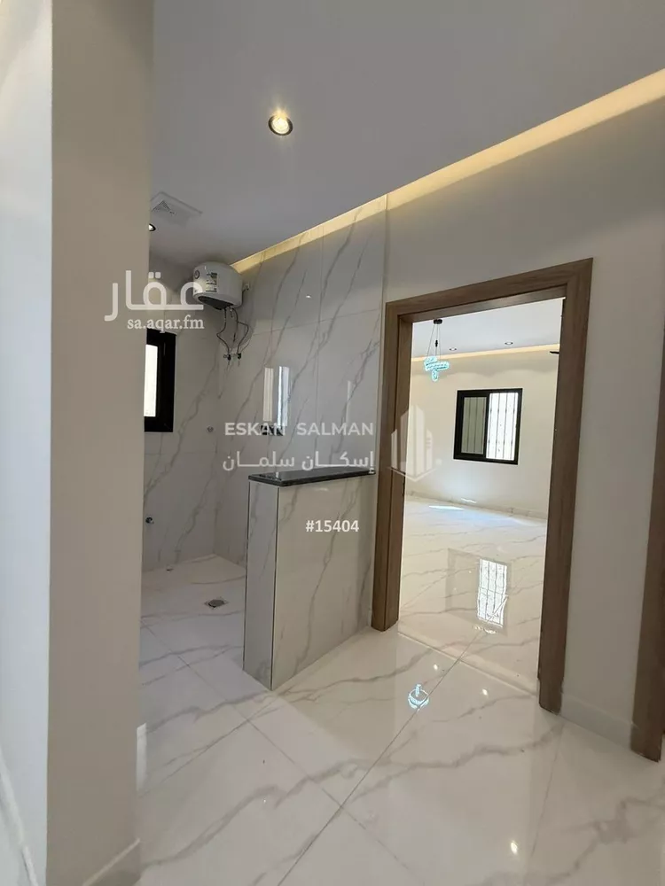 فيلا للبيع في شارع خالد ابن عبدالله, حي الدفاع, مدينة المدينه المنوره, منطقة المدينة المنورة صورة 3