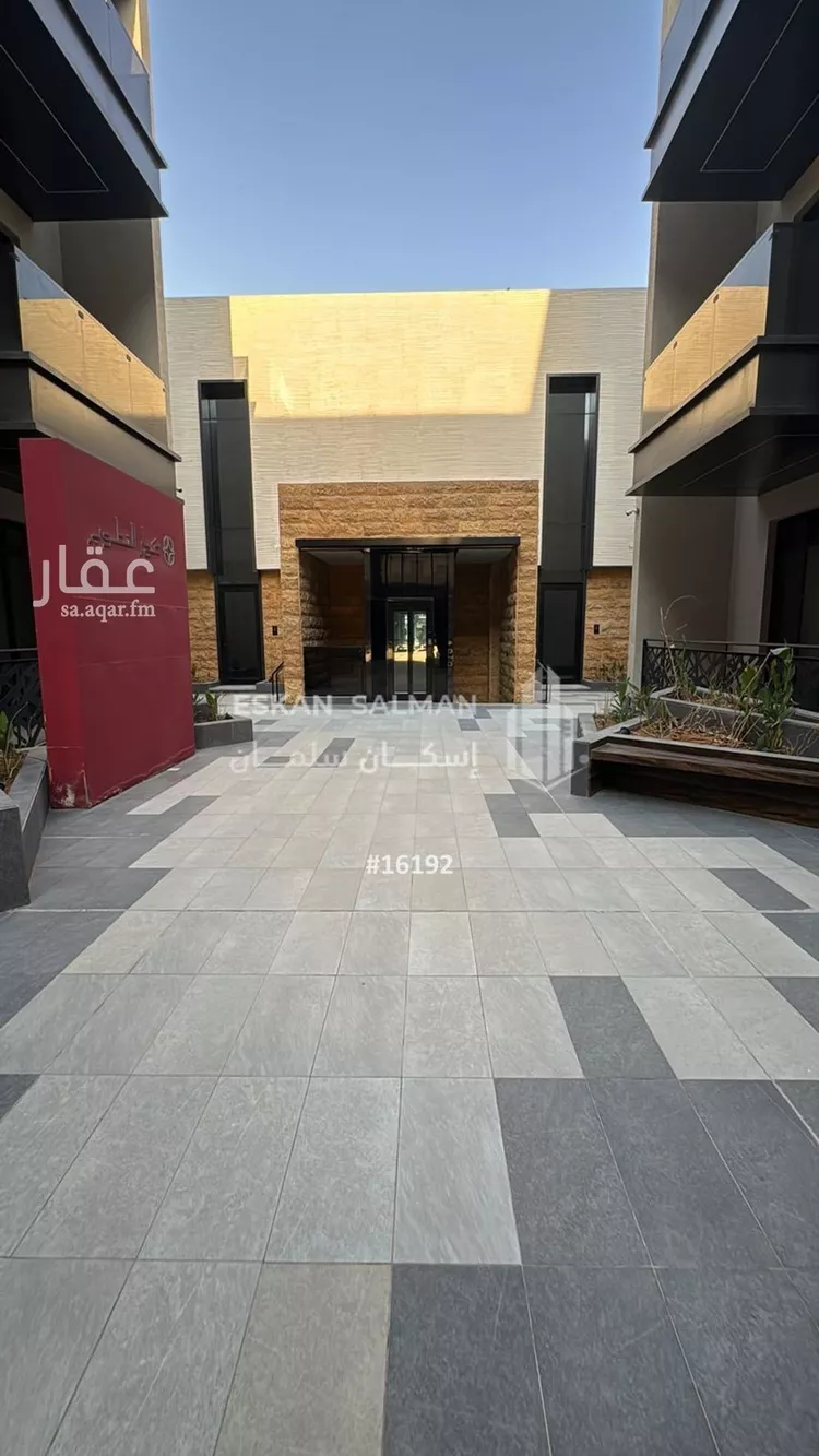 فيلا للبيع في شارع أبي محمد عبدالعزيز الفاسي, حي الرمال, مدينة الرياض, منطقة الرياض