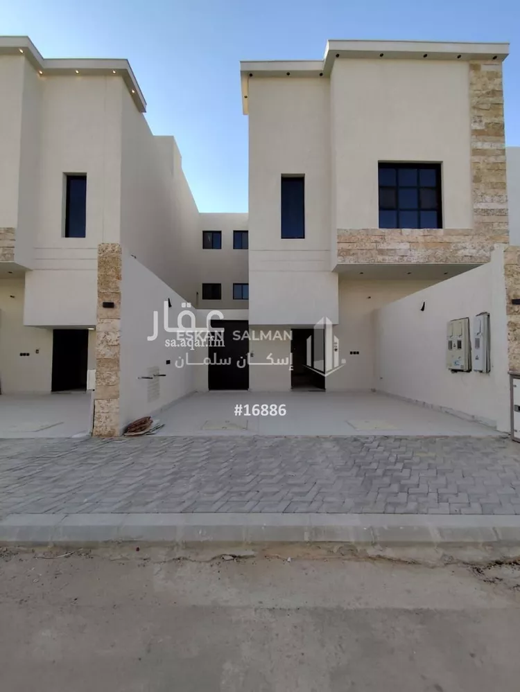 دور للبيع في شارع حميد الطويل, حي عكاظ, مدينة الرياض, منطقة الرياض