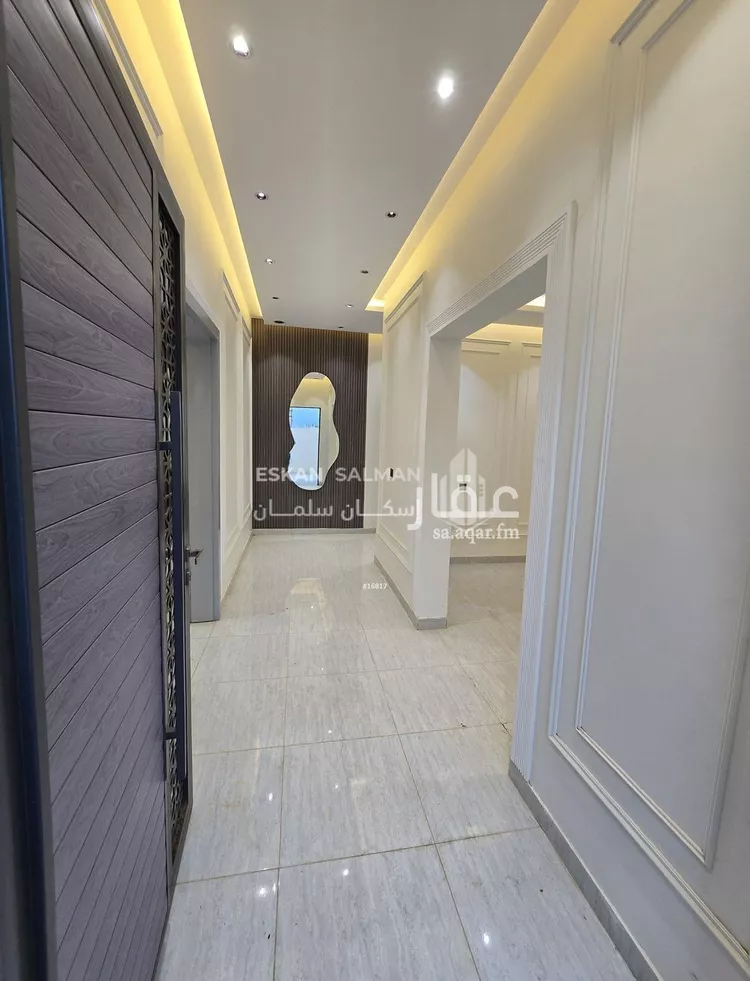 دور للبيع في شارع صفية بنت حيى بن اخطب, حي الورود, مدينة صامطة, منطقة جازان صورة 4