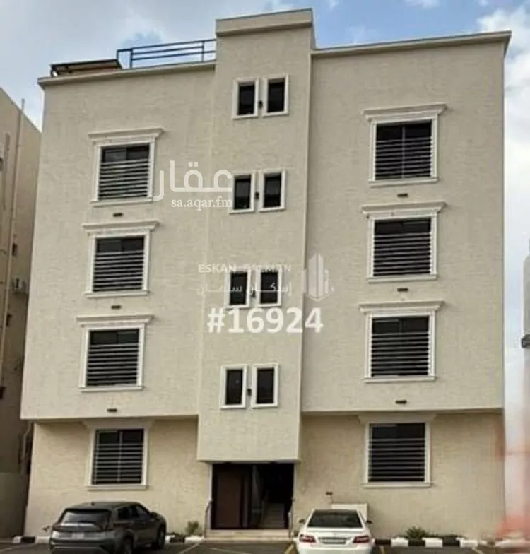 دور للبيع في شارع شارع القمرية, حي القمرية, مدينة الطائف, منطقة مكة المكرمة