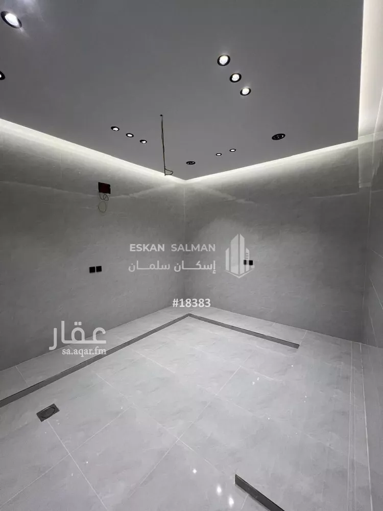 شقة للبيع في شارع ابن المعتز, حي الأمير عبدالله, مدينة بيشة, منطقة عسير صورة 2