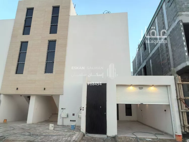 دور للبيع في شارع أمين بن محمد مرداد, حي الرمال, مدينة الرياض, منطقة الرياض