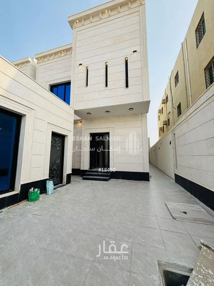 فيلا للبيع في شارع اشبيليه 65, حي العزيزية, مدينة الجبيل, المنطقة الشرقية صورة 3