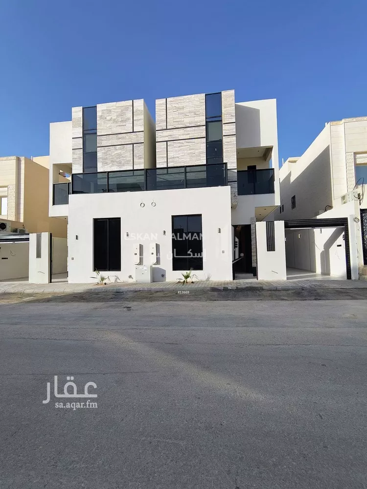 فيلا للبيع في شارع أحمد بن سليمان النجاد, حي المهدية, مدينة الرياض, منطقة الرياض