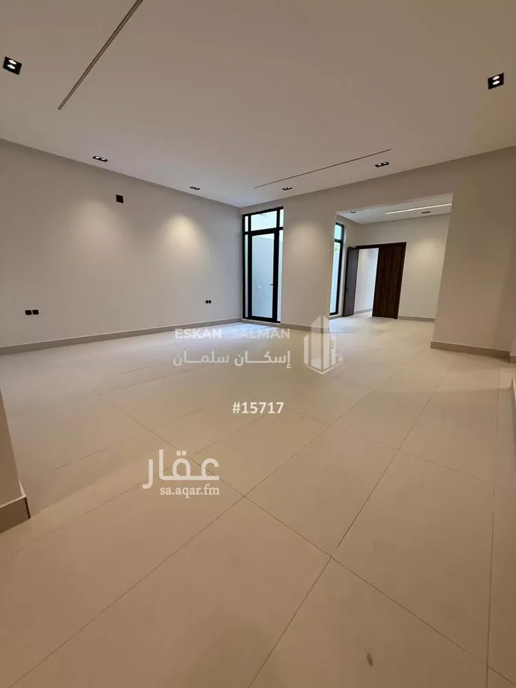 دور للبيع في شارع يوسف بن سويلم, حي الخليج, مدينة الرياض, منطقة الرياض صورة 3