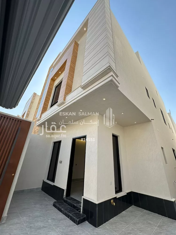 دور للبيع في شارع سليمان الحميضي, حي الرمال, مدينة الرياض, منطقة الرياض صورة 3