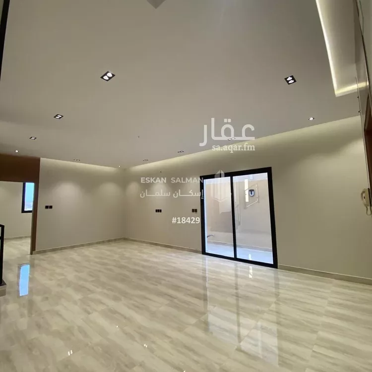 فيلا للبيع في شارع الرجم, حي الواسط, مدينة الطائف, منطقة مكة المكرمة صورة 3