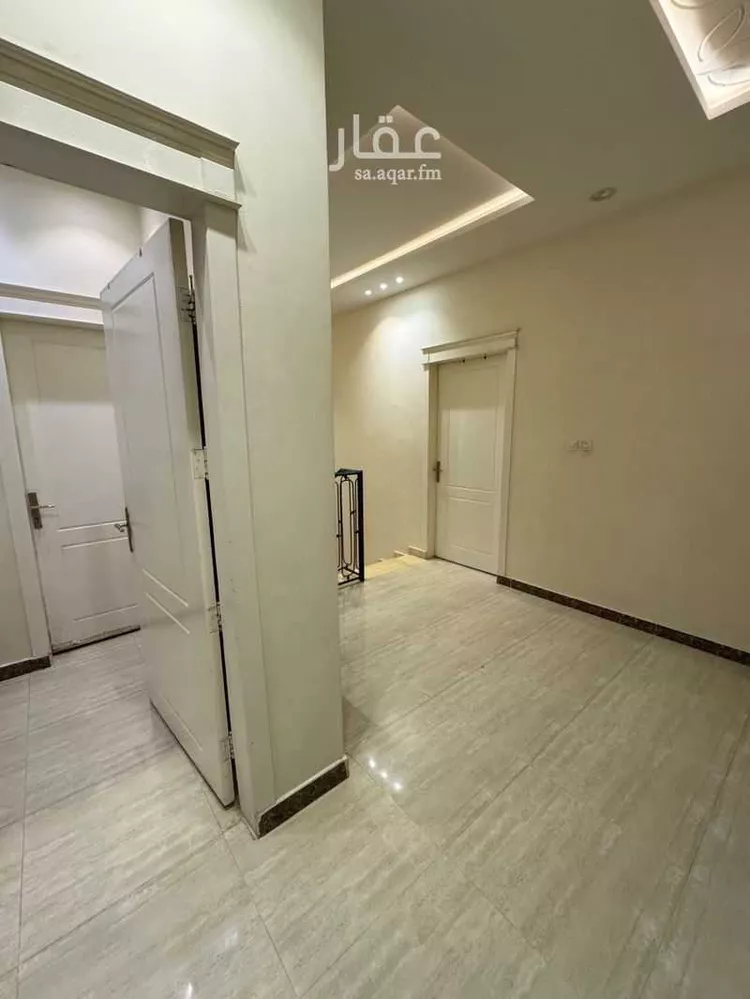 فيلا للبيع في شارع احمد بن داود الجذامي, حي الرمال, مدينة الرياض, منطقة الرياض صورة 4