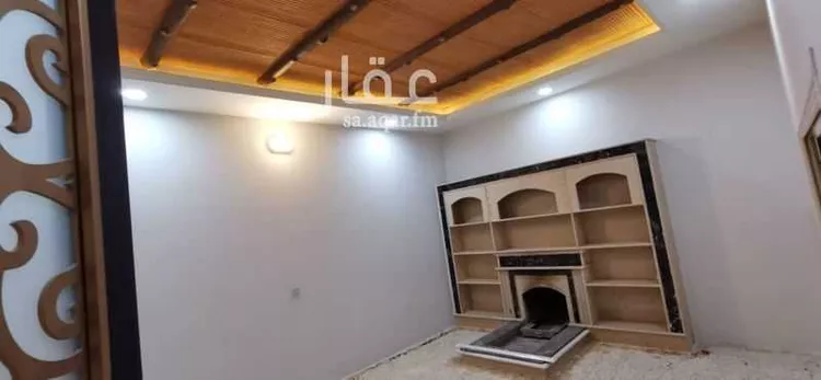 فيلا للبيع في شارع أبي إسحاق الماراني, حي المهدية, مدينة الرياض, منطقة الرياض 15