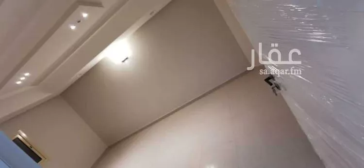 فيلا للبيع في شارع أبي إسحاق الماراني, حي المهدية, مدينة الرياض, منطقة الرياض 17