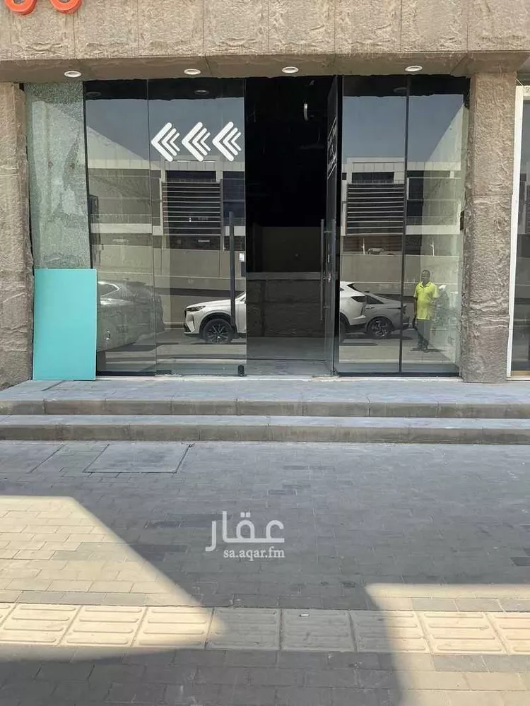 Shop for Rent in Riyadh Al Mohammadiyah 5
