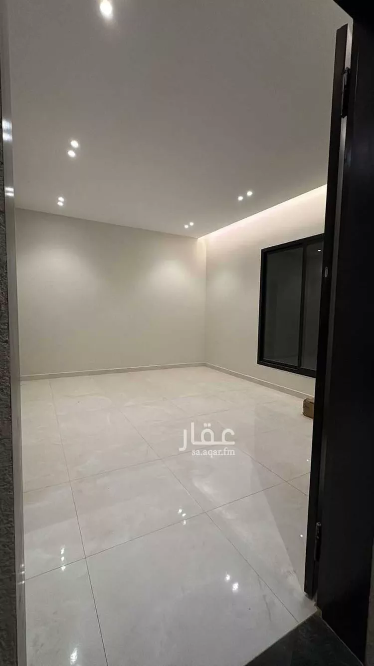 فيلا للبيع في شارع الشيخ محمد بن سليمان المهنا , حي العريجاء الغربي, مدينة الرياض, منطقة الرياض 7