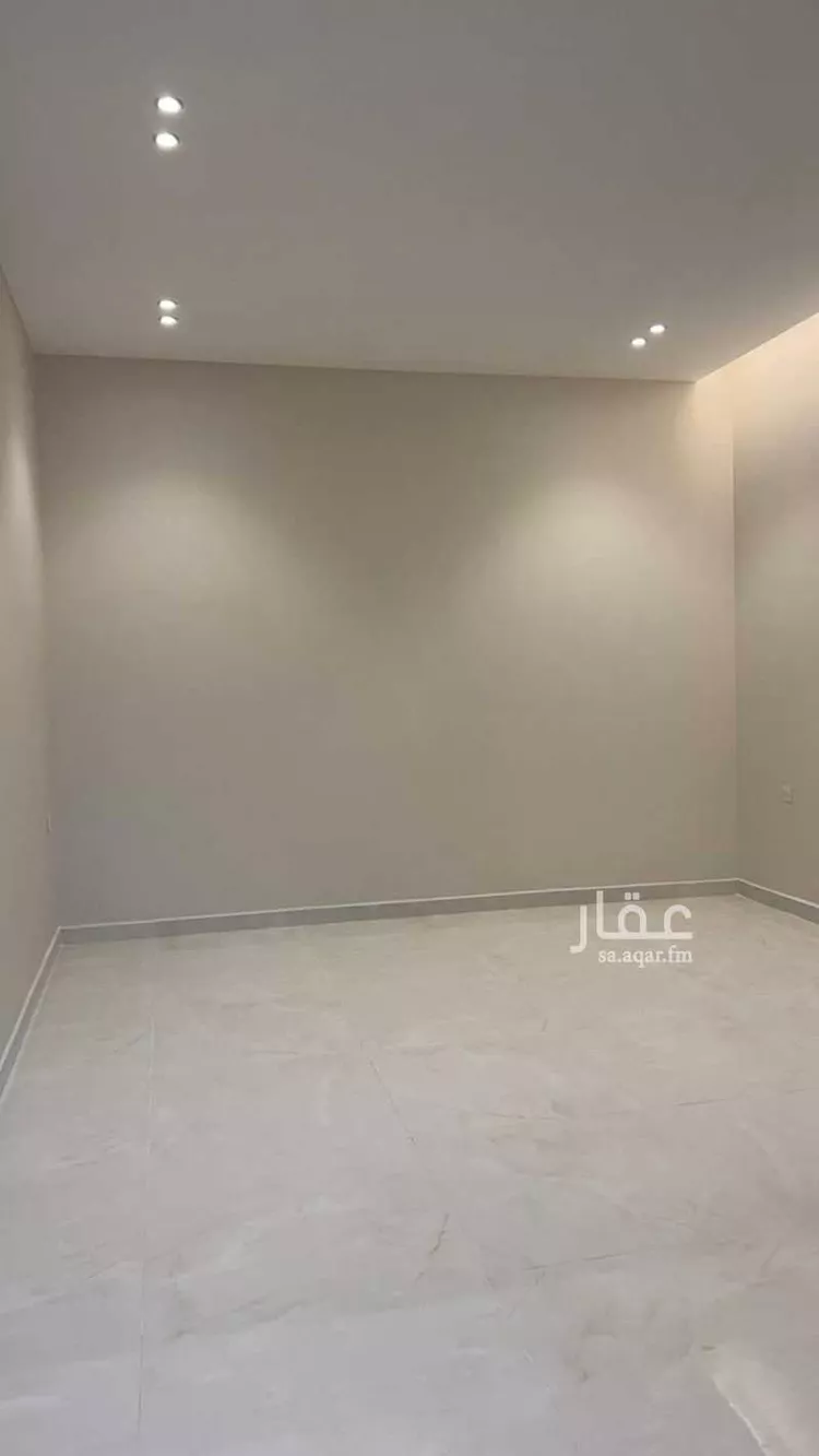 فيلا للبيع في شارع أبي بكر الحاجب, حي العريجاء الغربي, مدينة الرياض, منطقة الرياض صورة 5