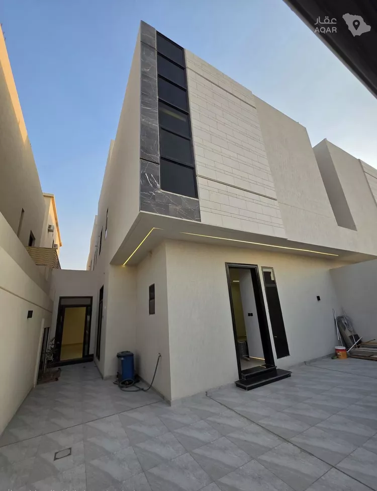 دور للبيع في شارع عبيدالله بن سهيل الأنصاري, حي العوالي, مدينة الرياض, منطقة الرياض صورة 4