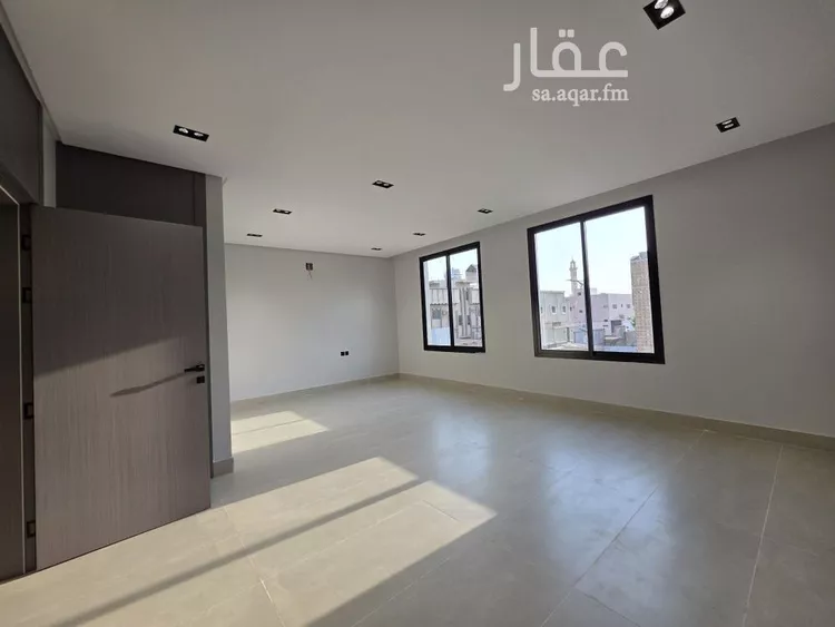 فيلا للبيع في شارع أبي كبير, حي العريجاء الغربي, مدينة الرياض, منطقة الرياض 14