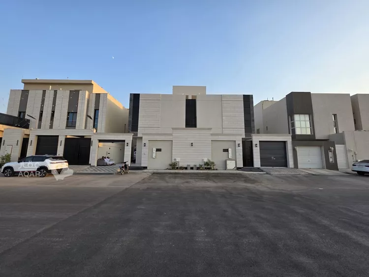 دور للبيع في شارع عبيدالله بن سهيل الأنصاري, حي العوالي, مدينة الرياض, منطقة الرياض
