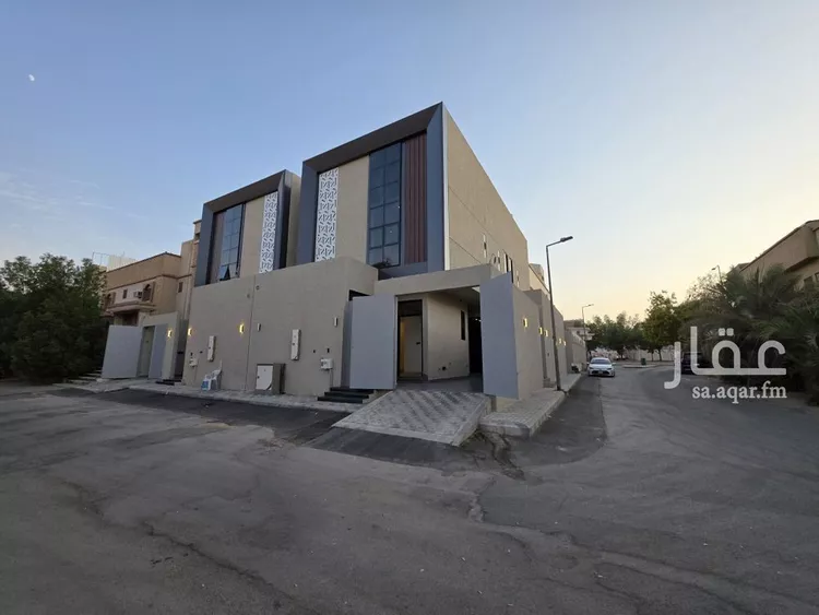 Villa for Sale in Riyadh Al Uraija Al Wusta
