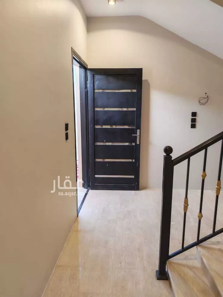 فيلا للبيع في شارع كعب بن مالك, حي النعيم, مدينة رابغ, منطقة مكة المكرمة صورة 2