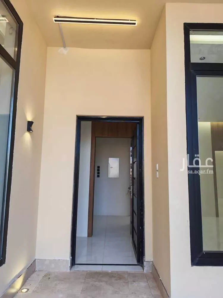 فيلا للبيع في شارع كعب بن مالك, حي النعيم, مدينة رابغ, منطقة مكة المكرمة 8