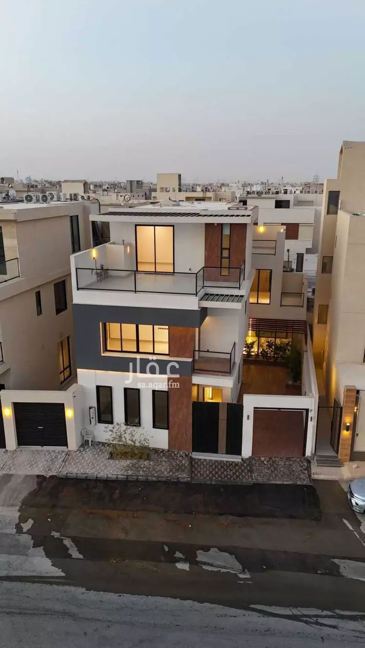 فيلا للبيع في شارع أبي الفرج الفراش ، حي المهدية ، الرياض ، منطقة الرياض