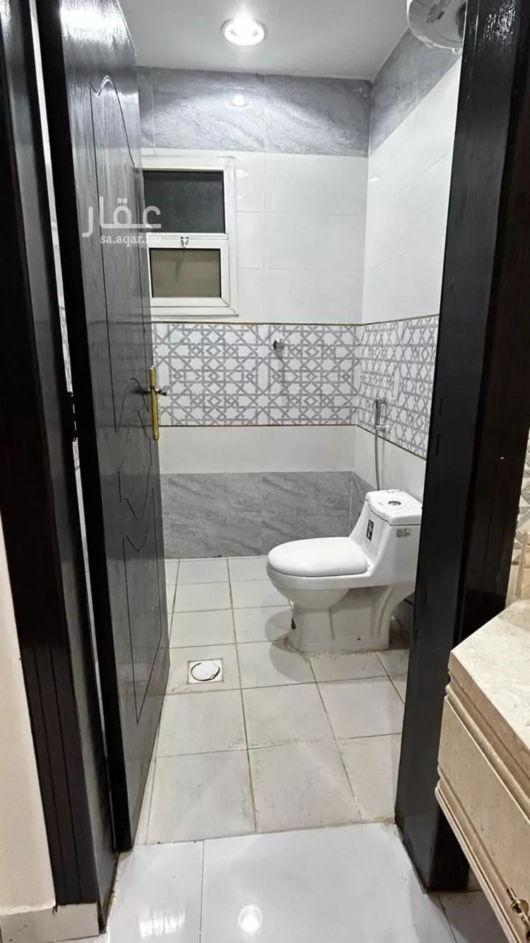 فيلا للإيجار في شارع تاج الدين الزرعة الحنفي, حي الرمال, مدينة الرياض, منطقة الرياض صورة 2