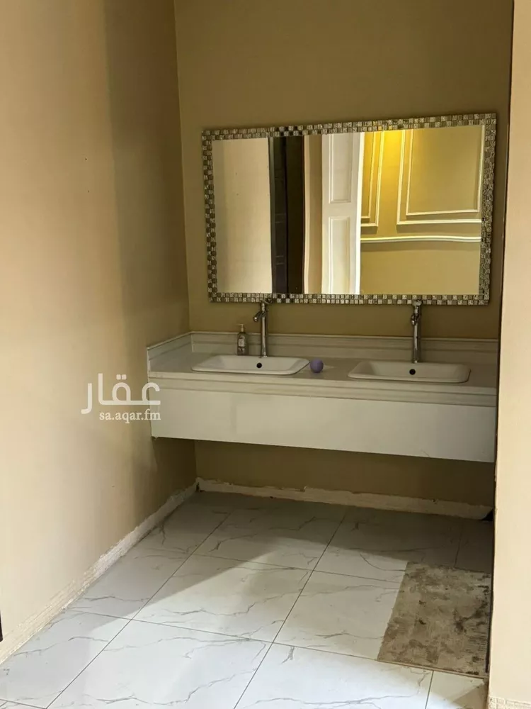 فيلا للإيجار في شارع محمد المعافري, حي طويق, مدينة الرياض, منطقة الرياض