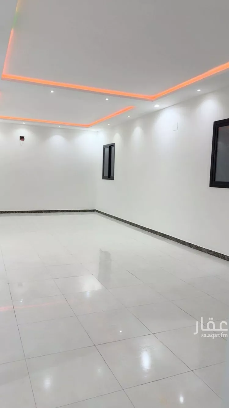 فيلا للإيجار في شارع عبيدالله الفقيه, حي الرمال, مدينة الرياض, منطقة الرياض صورة 3