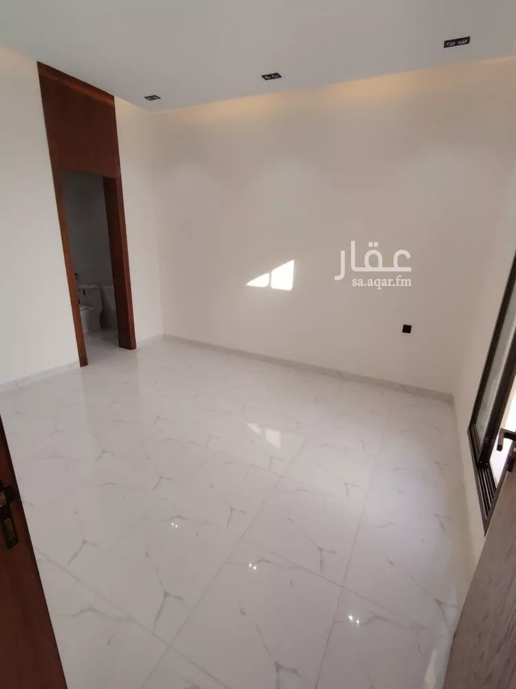فيلا للبيع في شارع يحيى السديد, حي الخليج, مدينة الرياض, منطقة الرياض صورة 3
