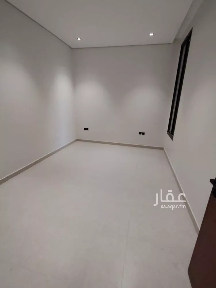 دور للبيع في شارع صفوان, حي الروضة, مدينة الرياض, منطقة الرياض صورة 4