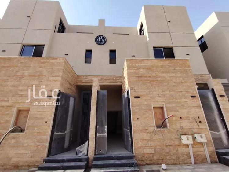 فيلا للبيع في شارع وادي الساحل, حي الرمال, مدينة الرياض, منطقة الرياض
