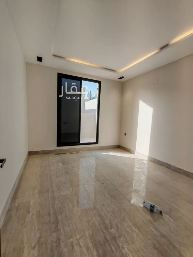 فيلا للبيع في شارع يونس الرشيدي, حي الرمال, مدينة الرياض, منطقة الرياض صورة 5