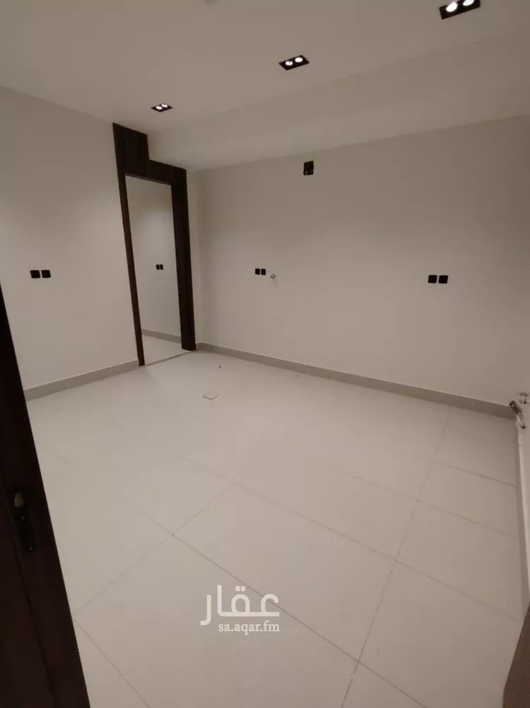 دور للبيع في شارع المنصورية, حي الخليج, مدينة الرياض, منطقة الرياض صورة 2