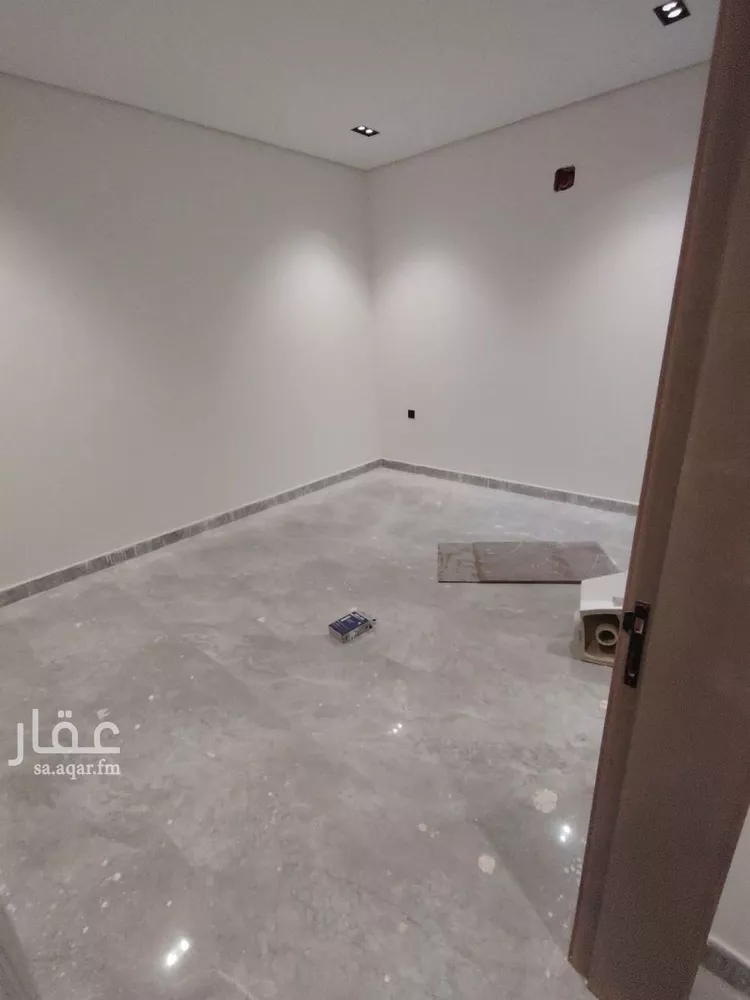 شقة للبيع في شارع أبي بكر القباني, حي إشبيلية, مدينة الرياض, منطقة الرياض صورة 3