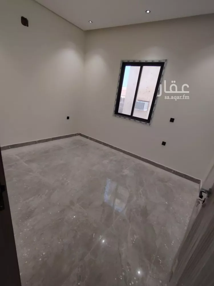 دور للبيع في شارع الصفية, حي إشبيلية, مدينة الرياض, منطقة الرياض صورة 2