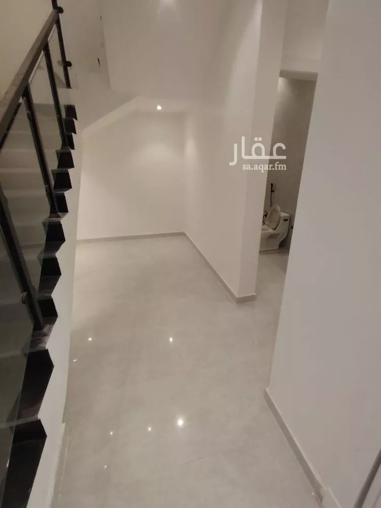 فيلا للبيع في شارع رقم 71, حي الندوة, مدينة الرياض, منطقة الرياض صورة 3