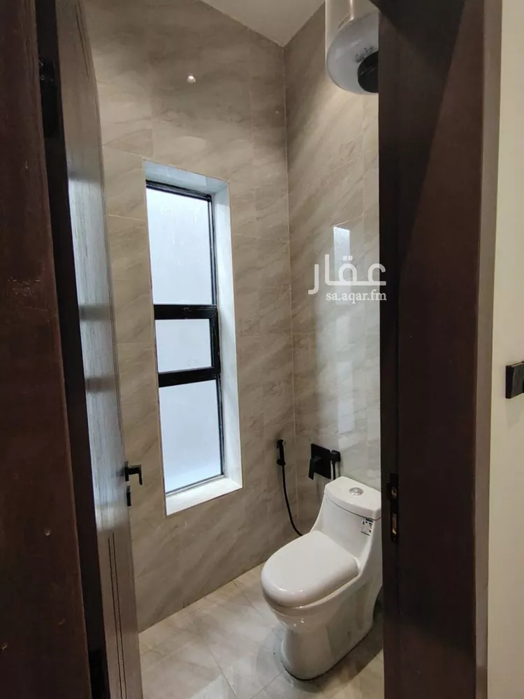 فيلا للبيع في شارع زينب بنت أبي سلمة, حي الرمال, مدينة الرياض, منطقة الرياض صورة 5