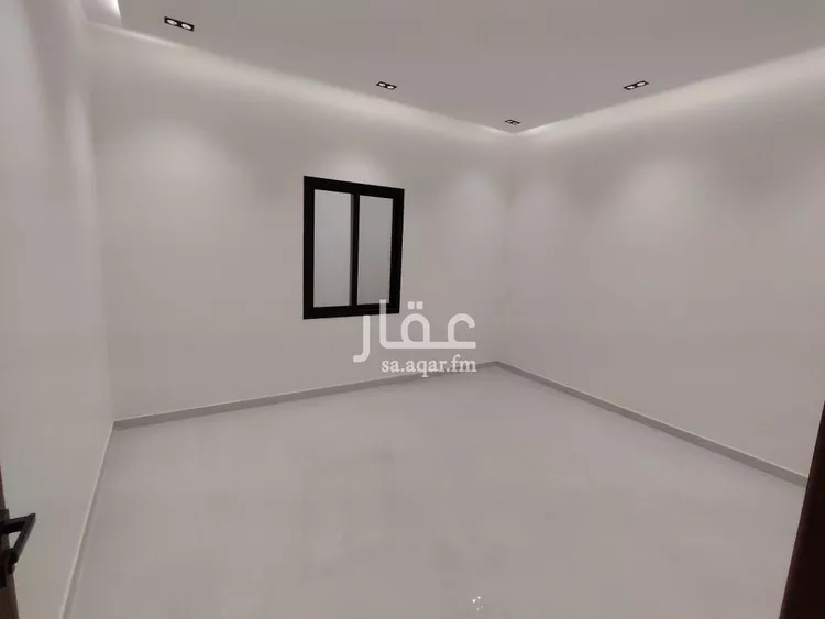 دور للبيع في شارع عبدالهادي الأبياري, حي الرمال, مدينة الرياض, منطقة الرياض صورة 4