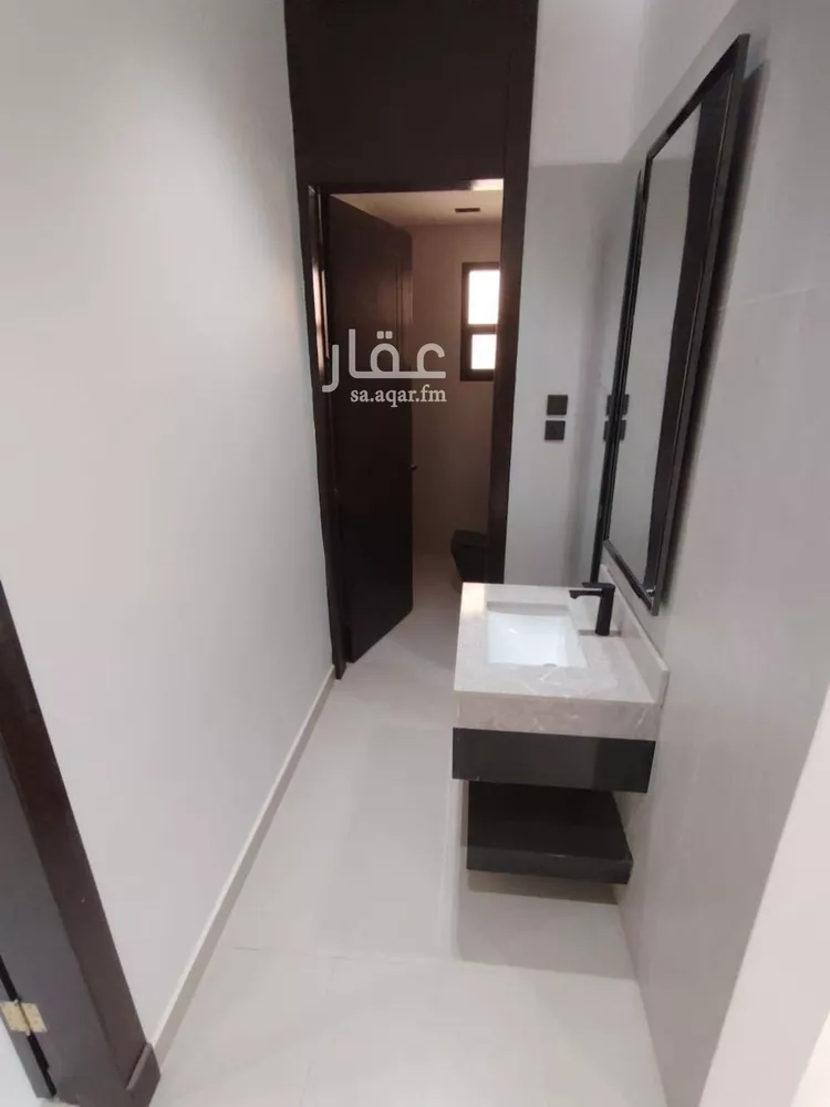 فيلا للبيع في شارع وادي الساحل, حي الرمال, مدينة الرياض, منطقة الرياض صورة 5