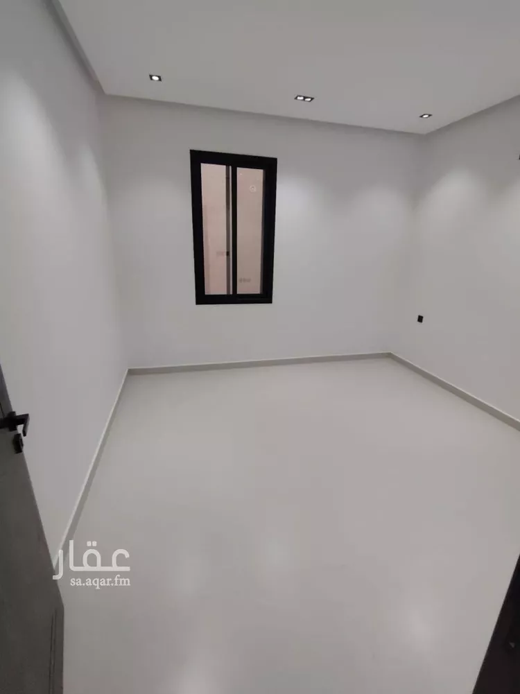 فيلا للبيع في شارع وادي الساحل, حي الرمال, مدينة الرياض, منطقة الرياض صورة 4
