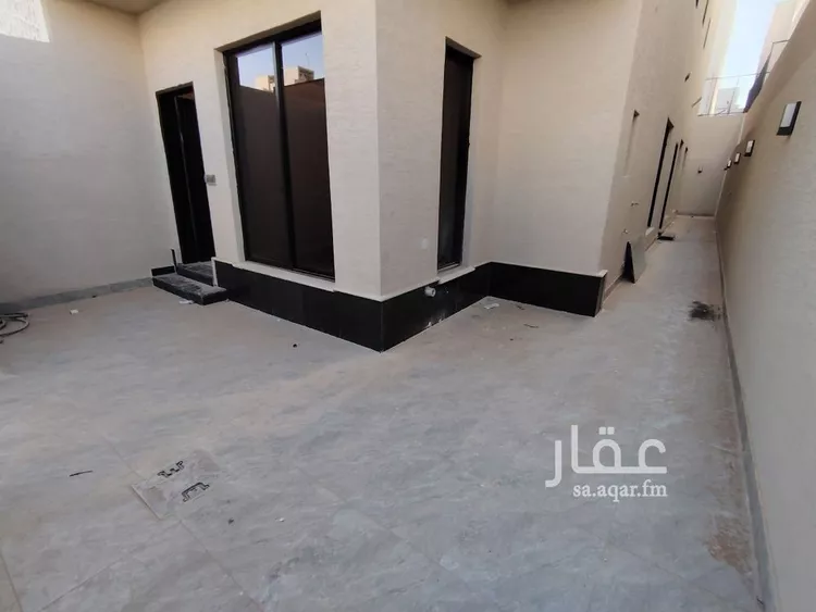فيلا للبيع في شارع زينب بنت أبي سلمة, حي الرمال, مدينة الرياض, منطقة الرياض صورة 2