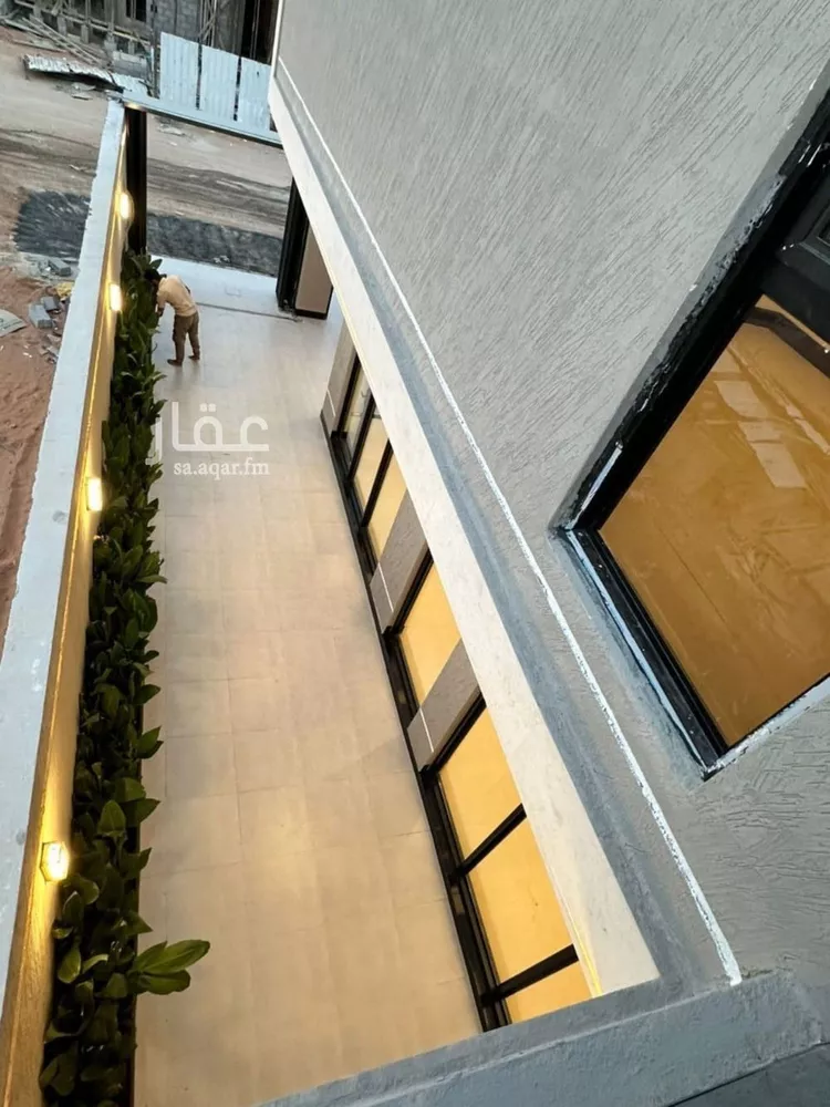 فيلا للبيع في شارع الميدان بن صخر, حي الرمال, مدينة الرياض, منطقة الرياض صورة 2