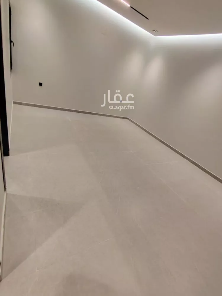 دور للبيع في شارع محمد بن الوليد بن خلف, حي المرجان, مدينة الرياض, منطقة الرياض صورة 3