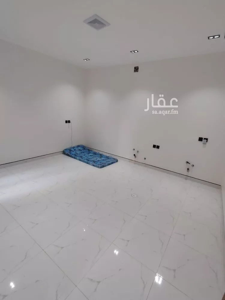 فيلا للبيع في شارع يحيى السديد, حي الخليج, مدينة الرياض, منطقة الرياض صورة 5