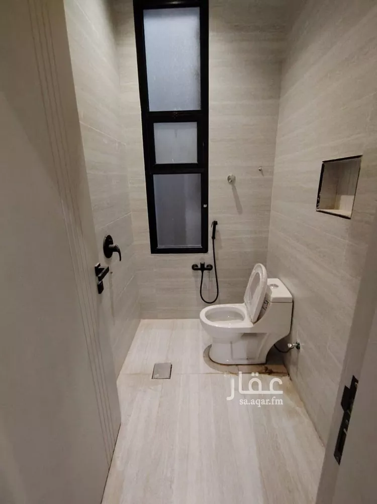 دور للبيع في شارع البحر الاسود, حي الجنادرية, مدينة الرياض, منطقة الرياض صورة 4